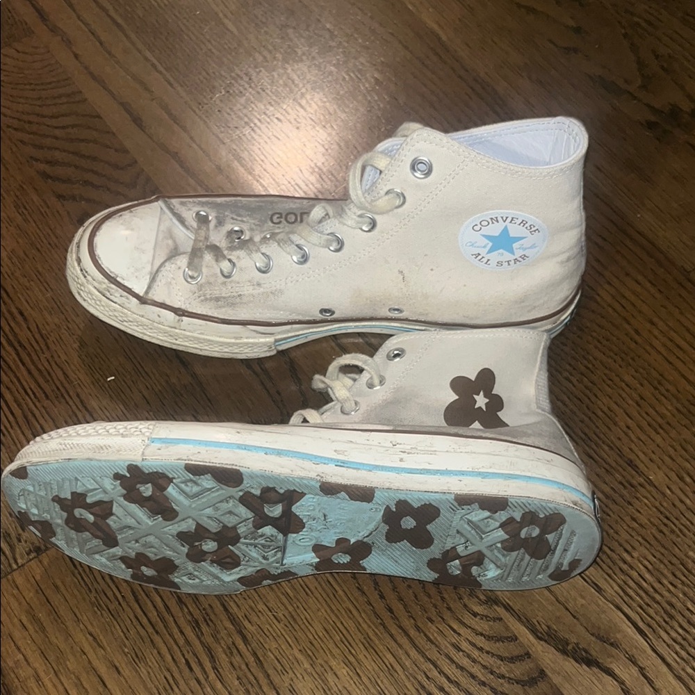 Converse White Sneakers with Iconic High-Top Design